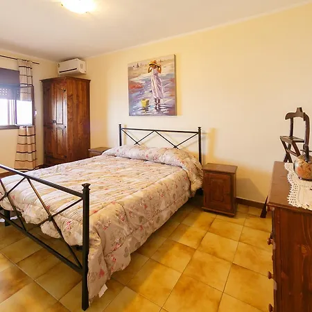 Country Sun Houses * Cefalu